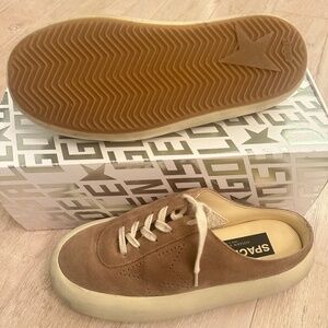 NEW Golden Goose Space Star Sabot in tobacco-colored suede women's 39